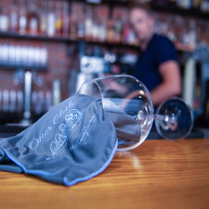 Bar Accessories | Glass Polishing Cloths | Trendy Bartender | Ice Packs | Cocktail Recipes | Juice Containers | Bar Equipment